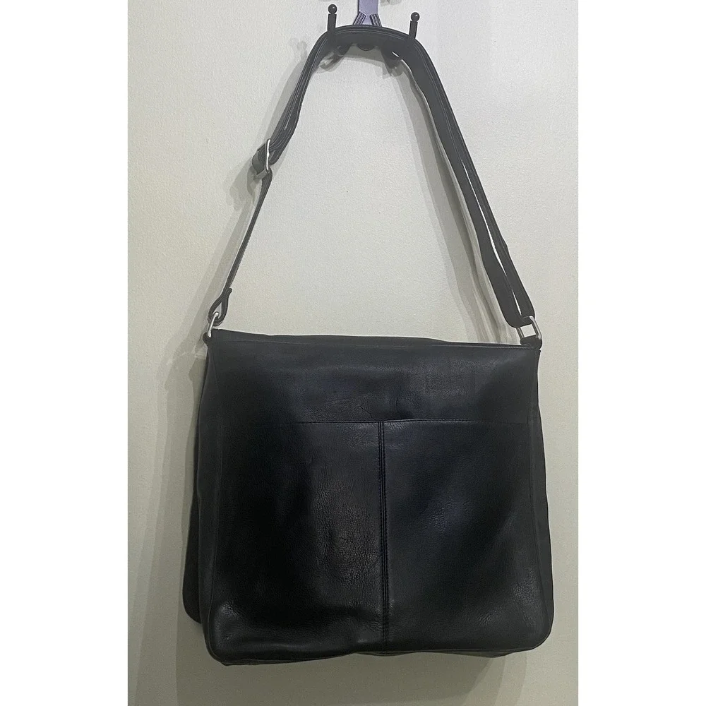 Frye Leather Messenger Crossbody Bag Black Adjustable Strap Interior Zippers